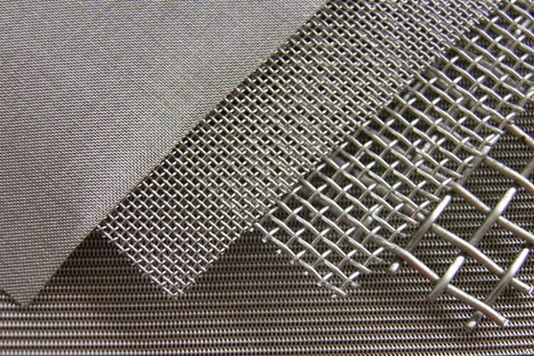 Galvanized-mesh-sheet 2